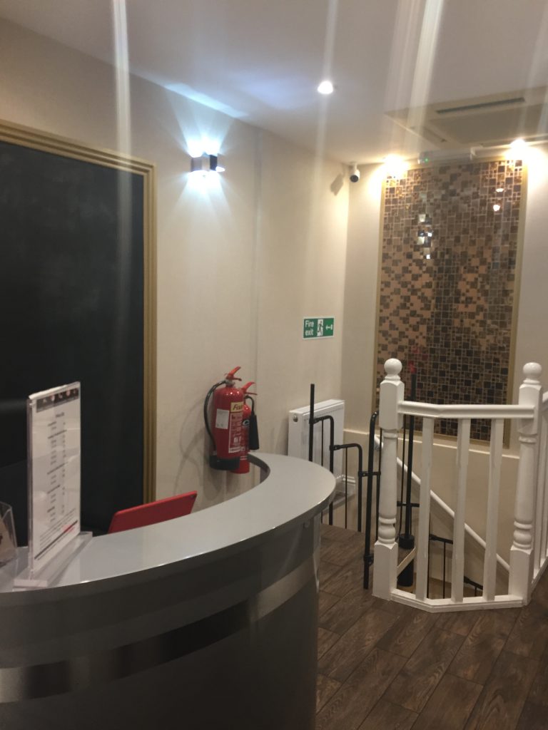 Chinese Massage & Acupuncture in Holborn Health First Spa